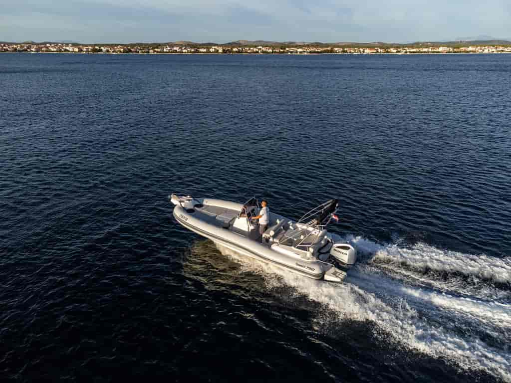 Boat picture 21