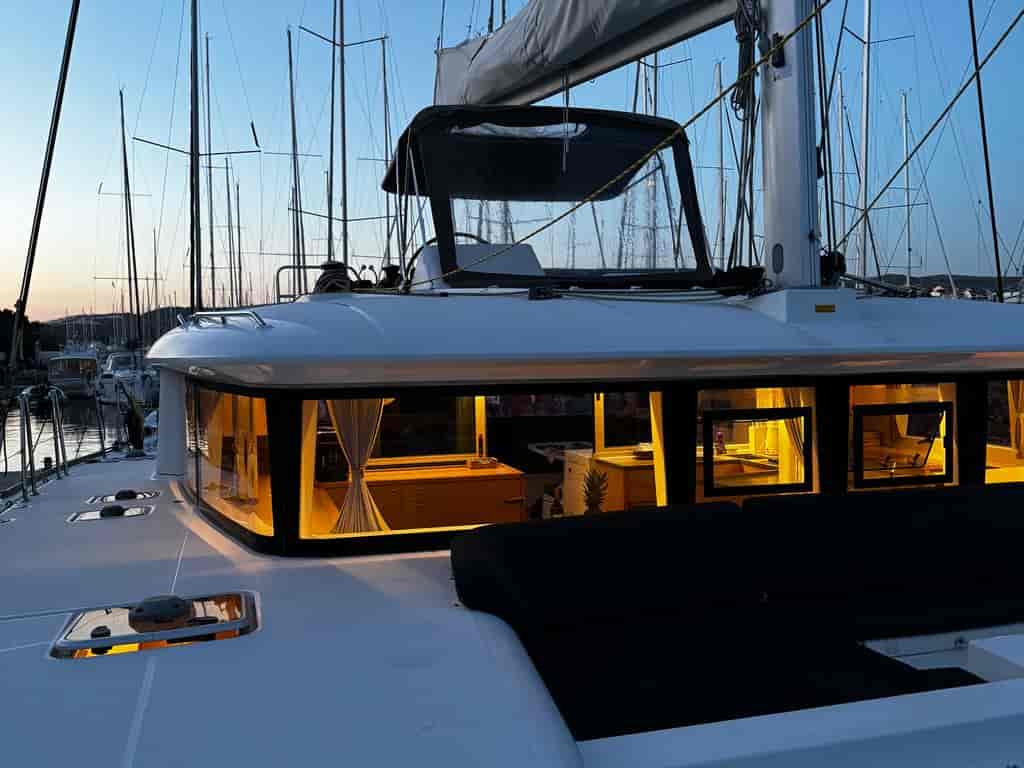 Boat picture 9