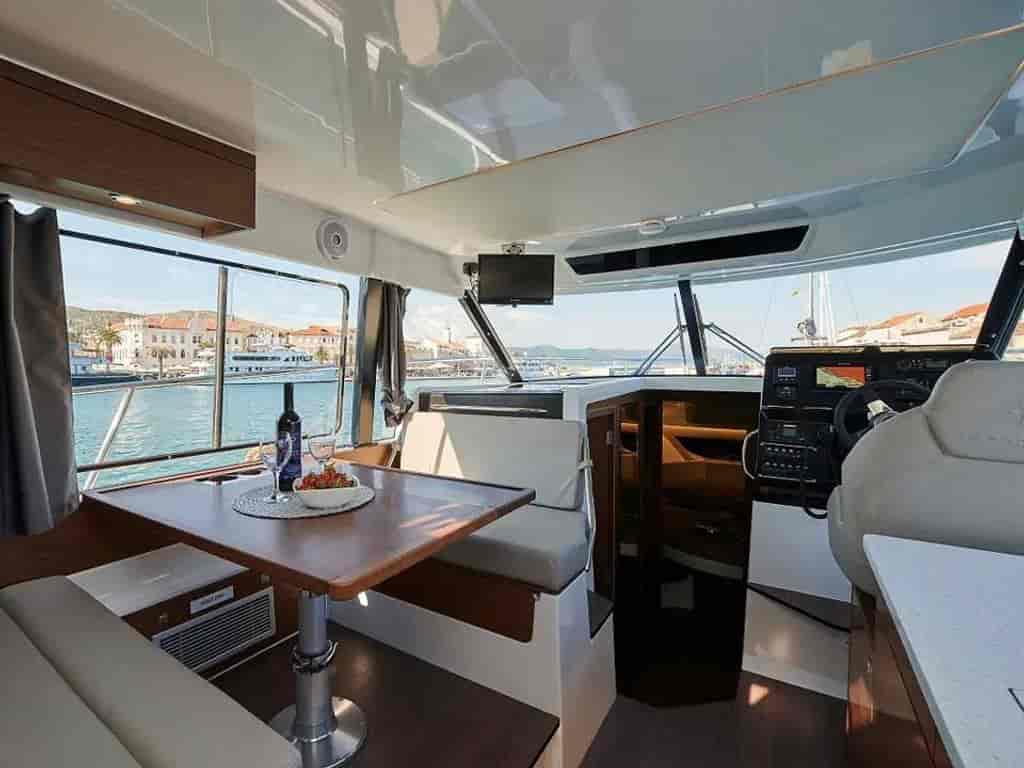 Boat picture 9