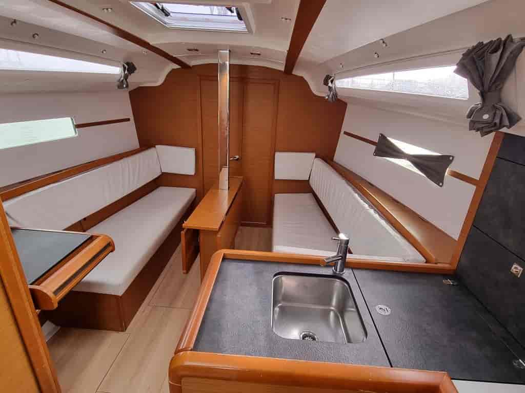 Boat picture 9