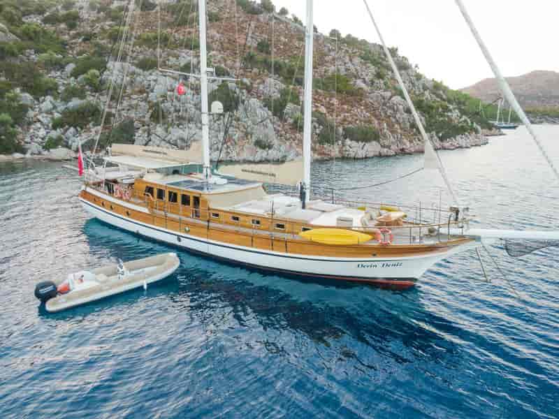 Boat picture 1