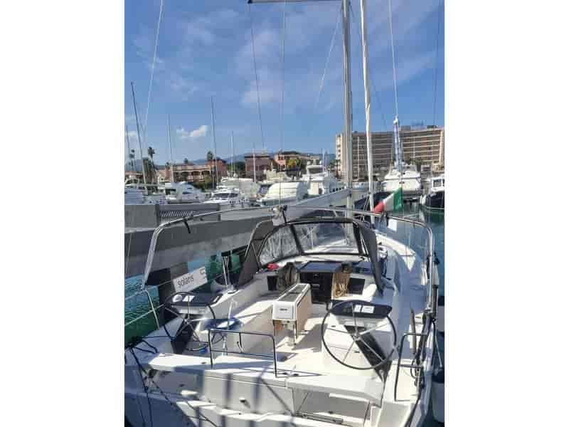 Photo of undefined, image 1 of 10