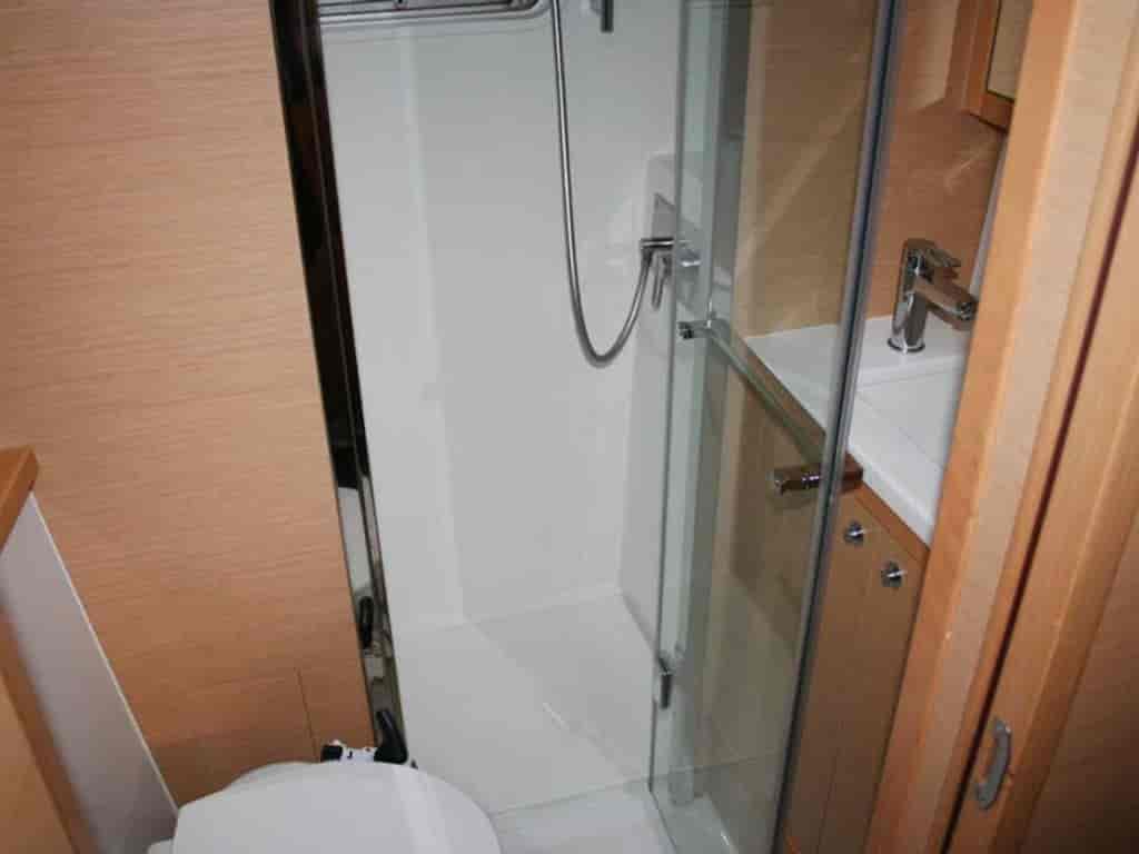Boat picture 9