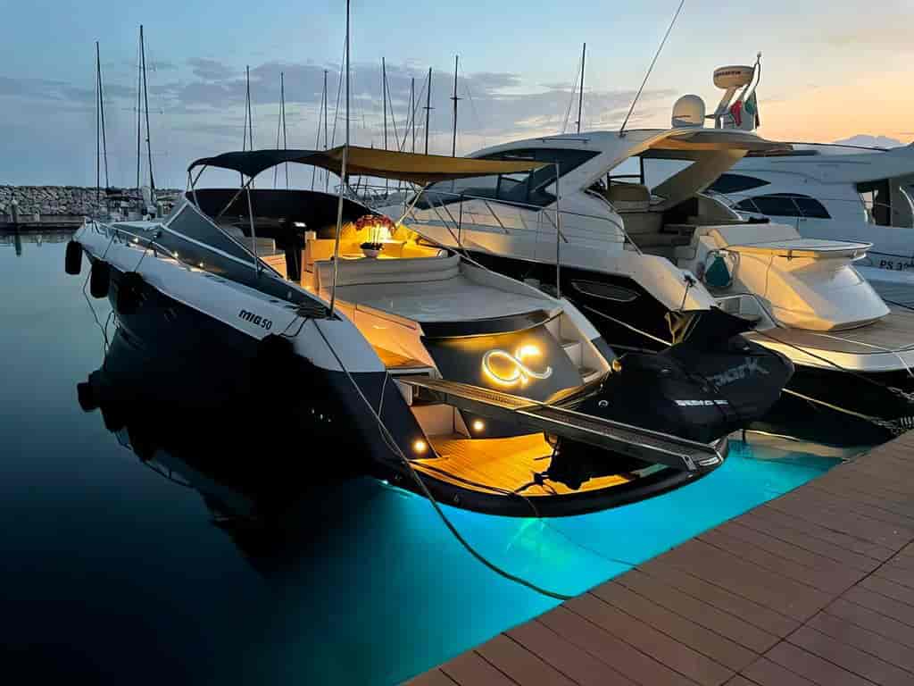 Boat picture 4