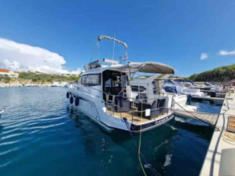 Photo of undefined, image 1 of 17