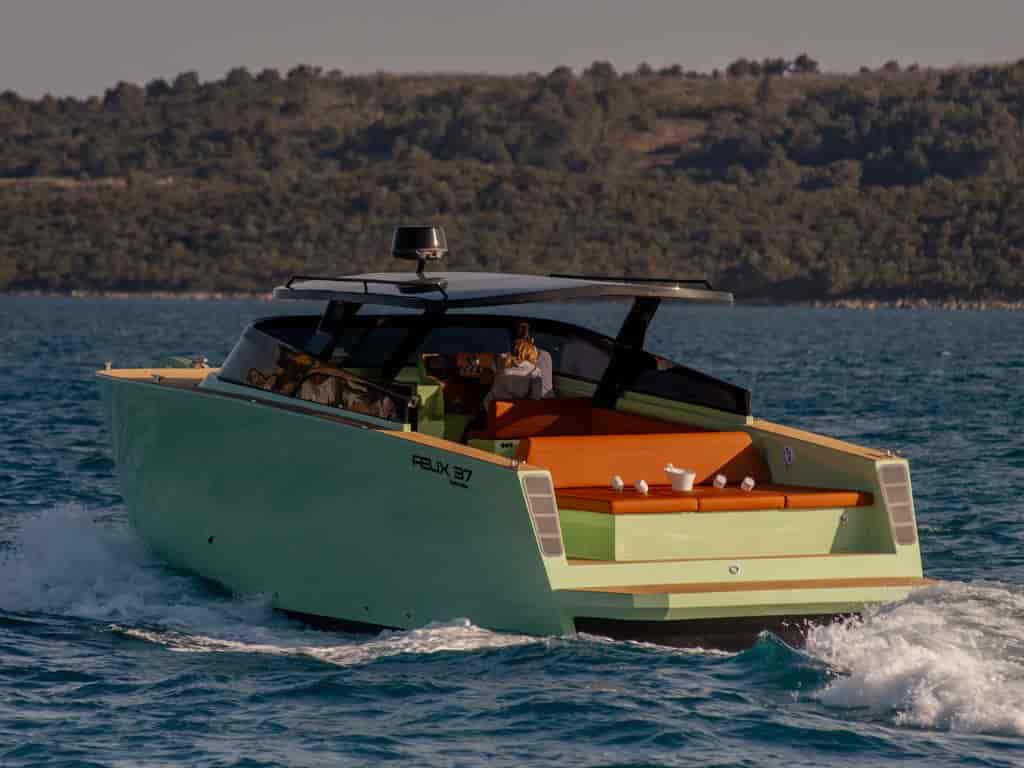 Boat picture 11