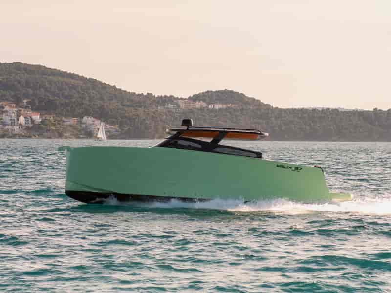 Boat picture 1