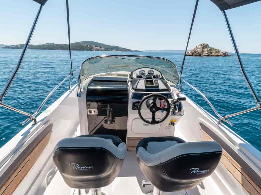 Boat picture 4