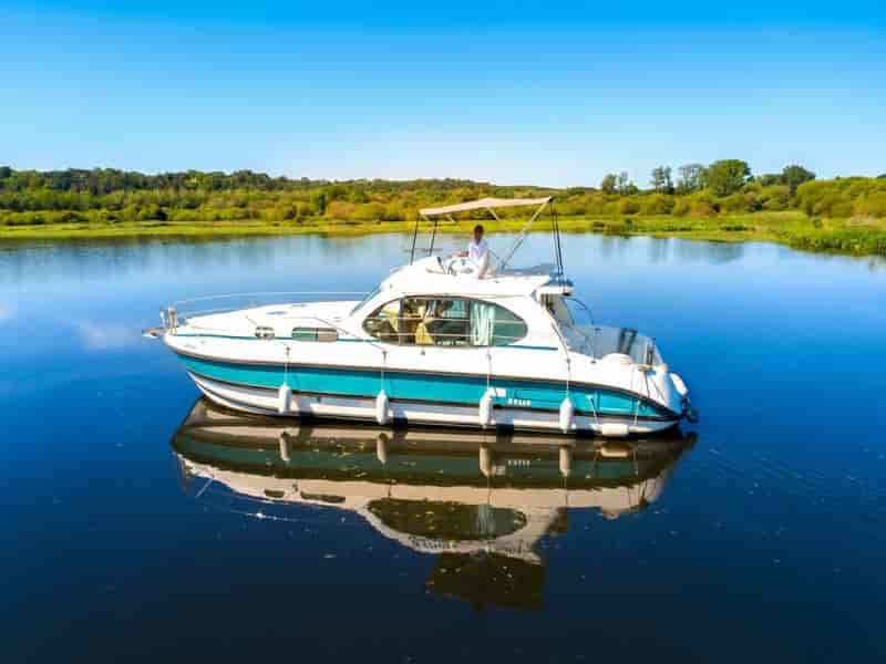 Photo of undefined, image 1 of 7
