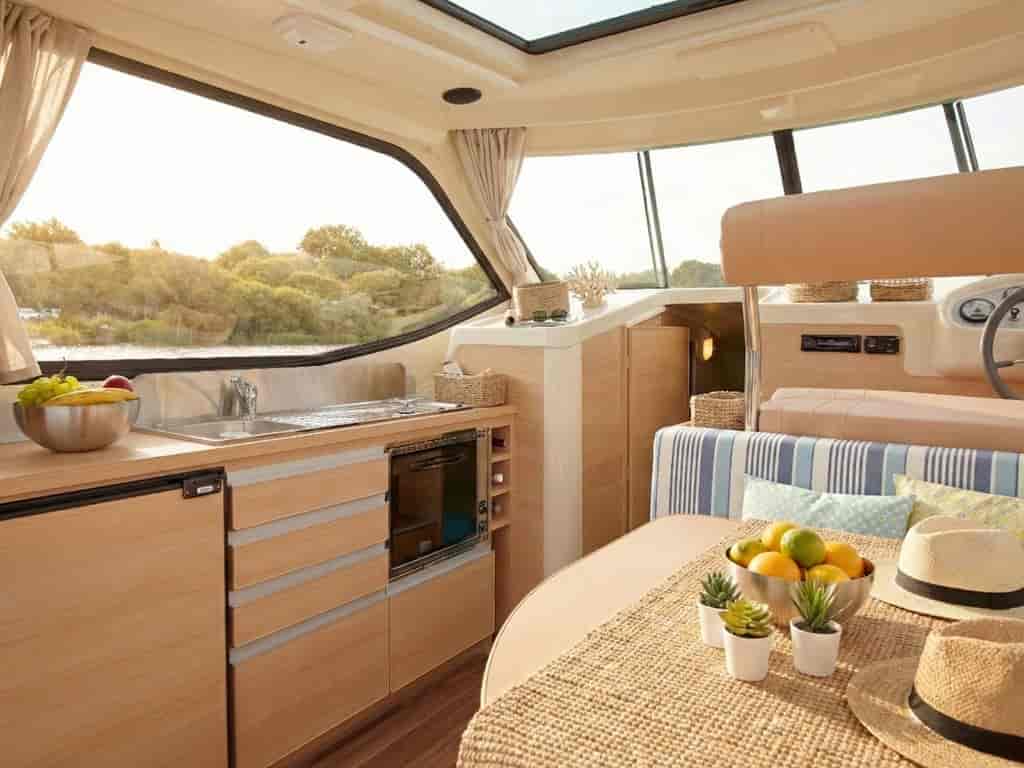 Boat picture 4