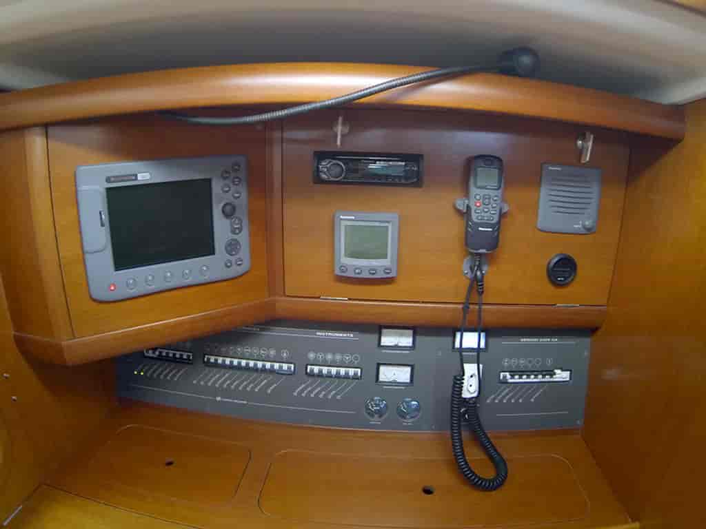 Boat picture 9