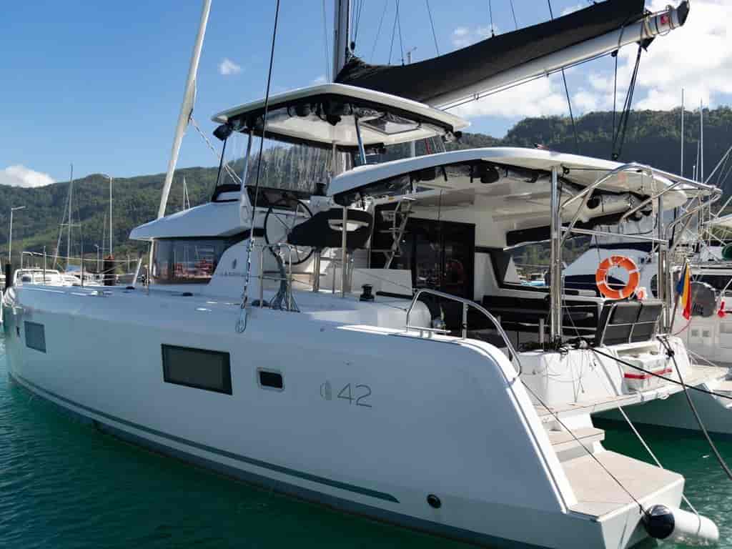 Boat picture 9