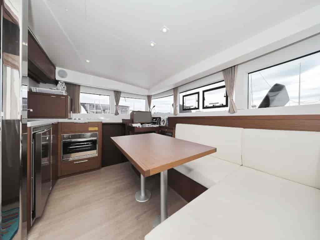 Boat picture 19