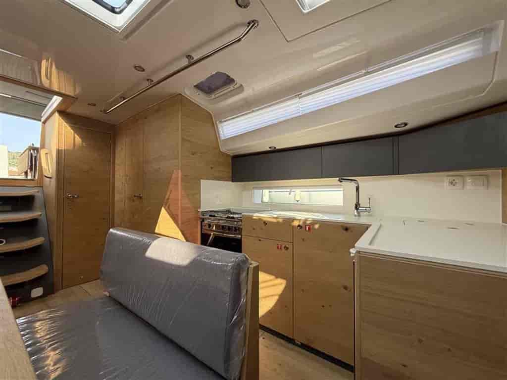 Boat picture 9
