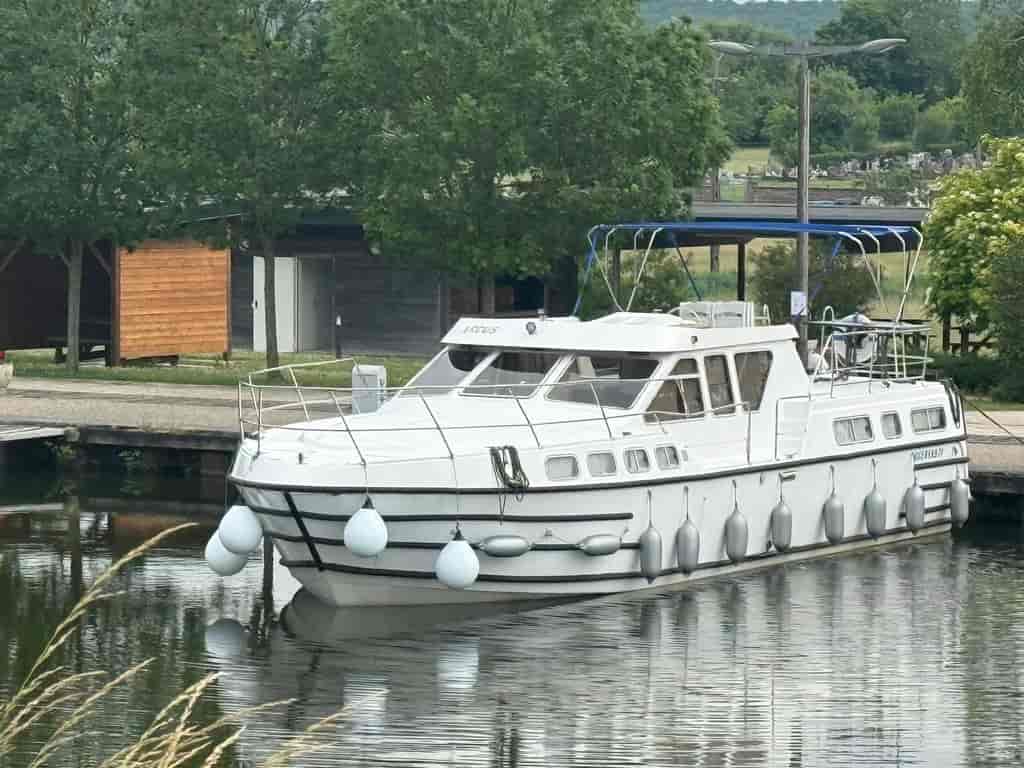 Boat picture 9