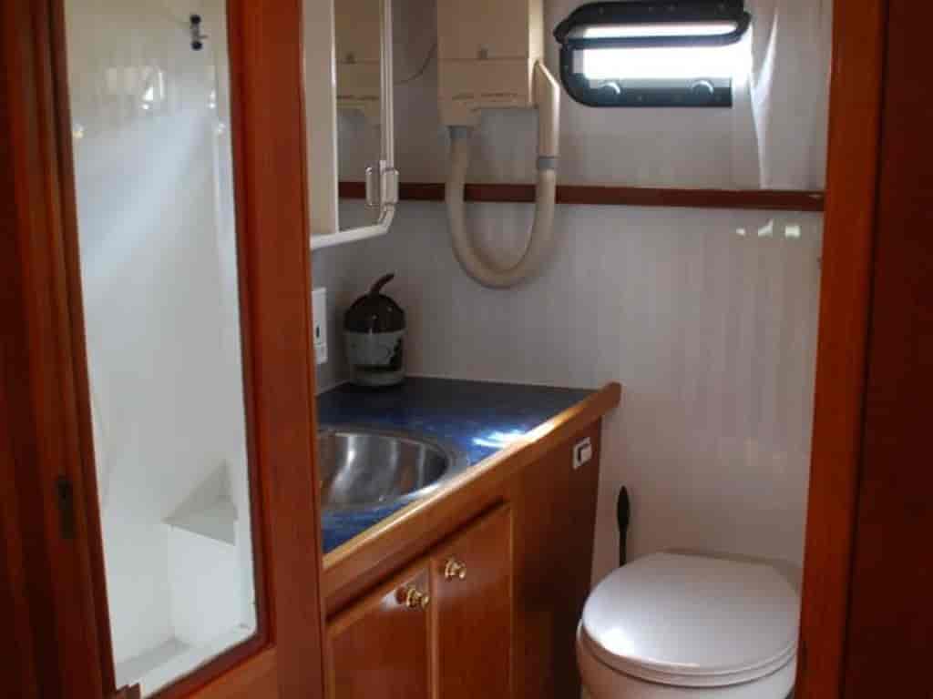 Boat picture 17