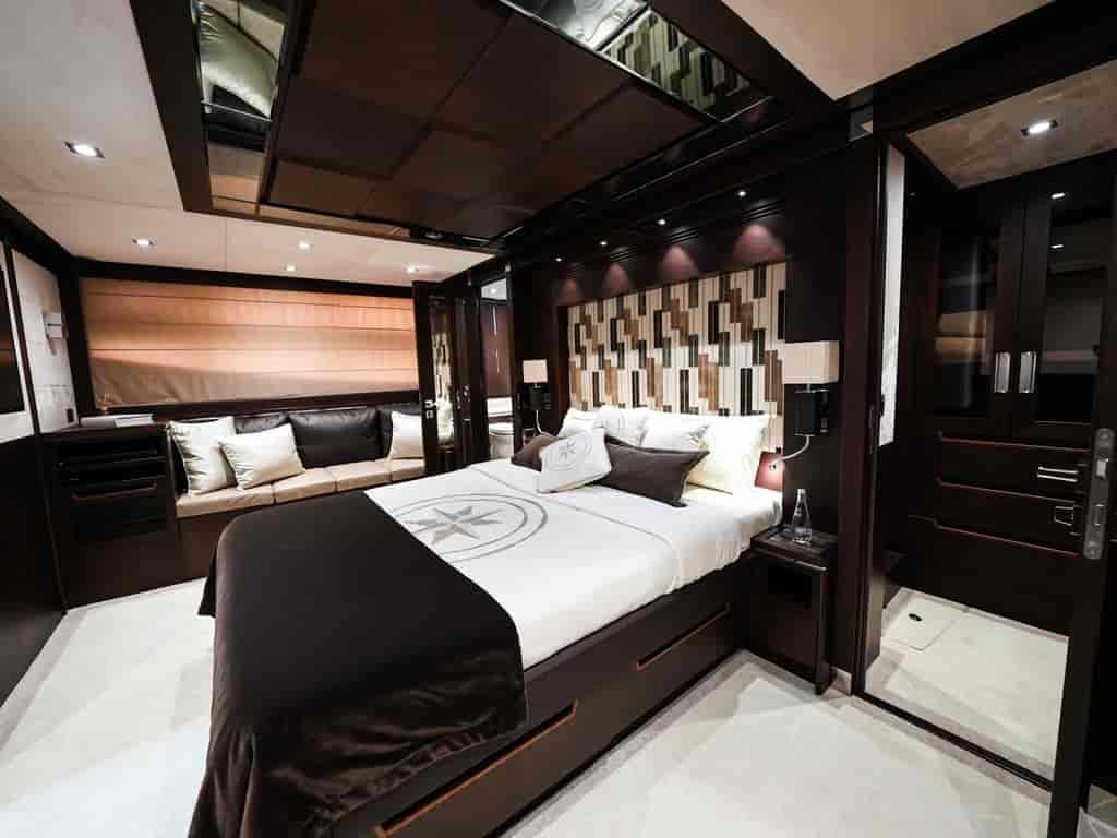 Boat picture 23