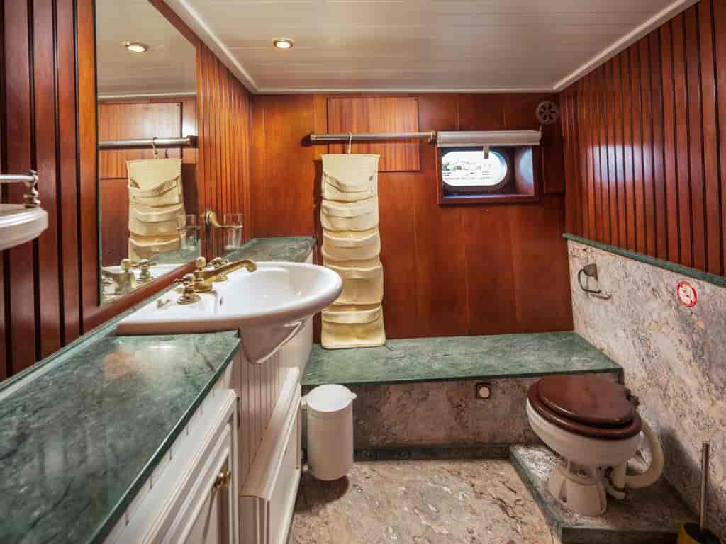 Boat picture 15