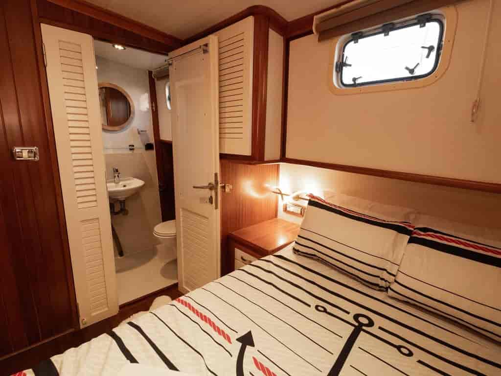 Boat picture 7