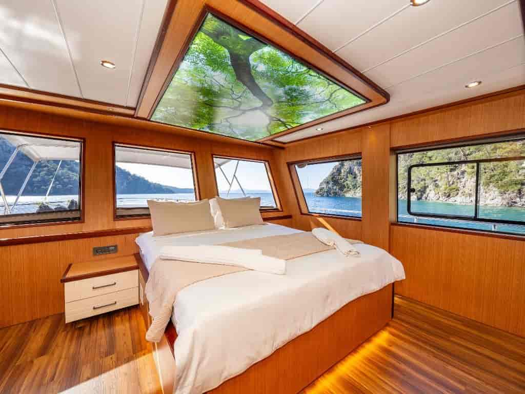 Boat picture 13