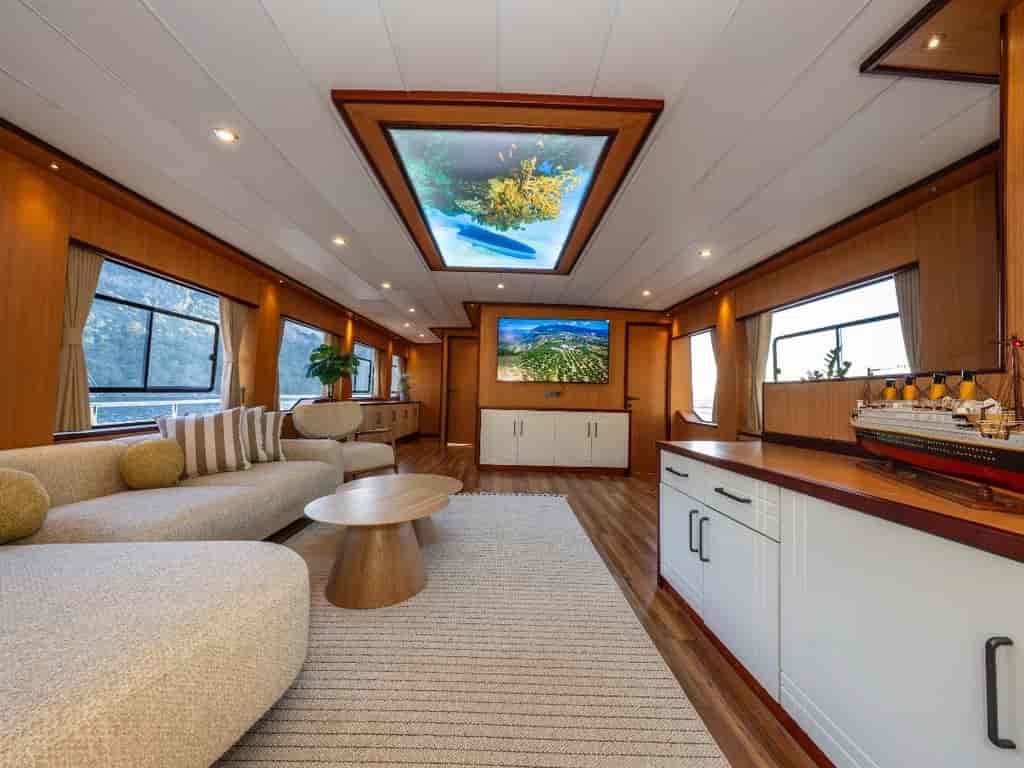 Boat picture 14