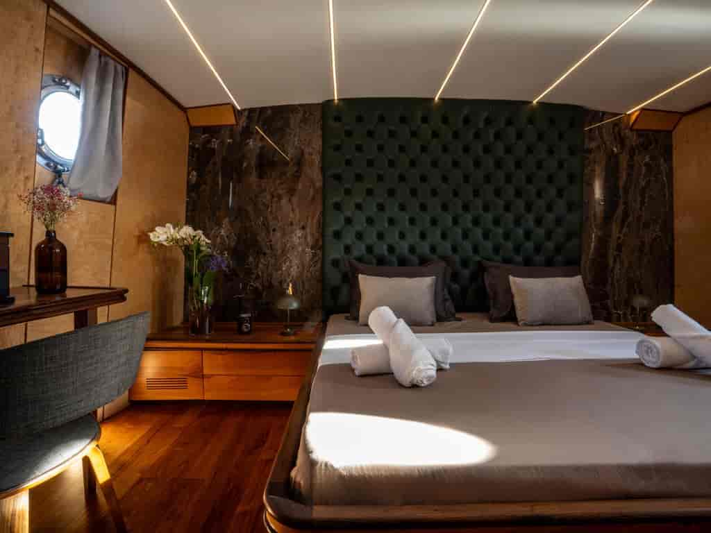 Boat picture 16