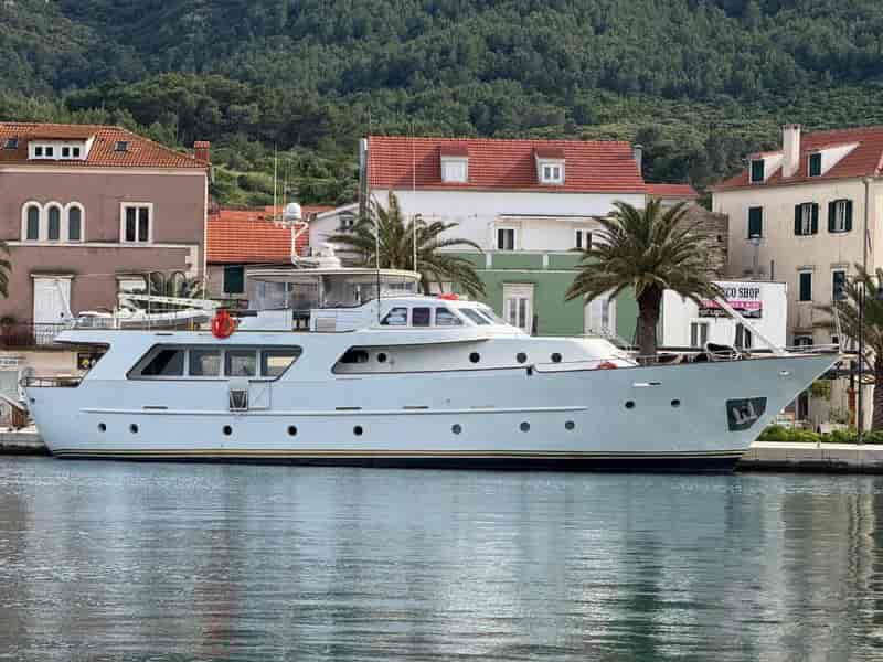 Boat picture 1