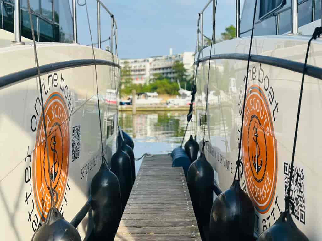 Boat picture 7