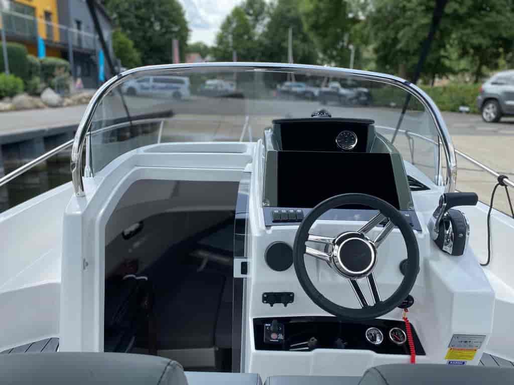Boat picture 12