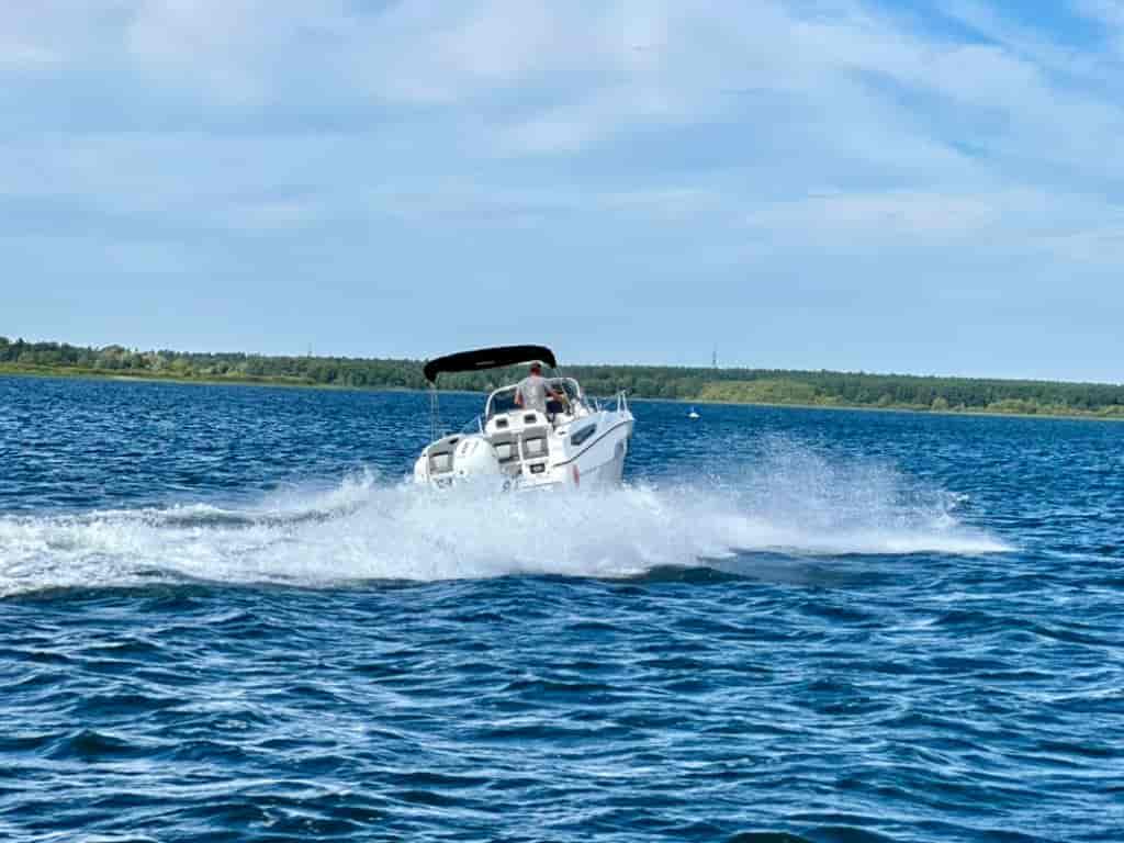 Boat picture 13