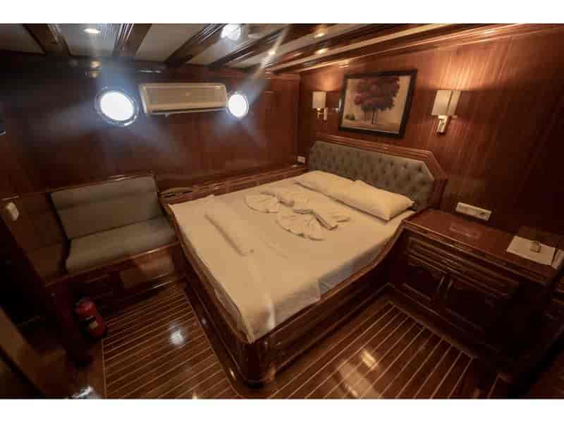 Boat picture 1