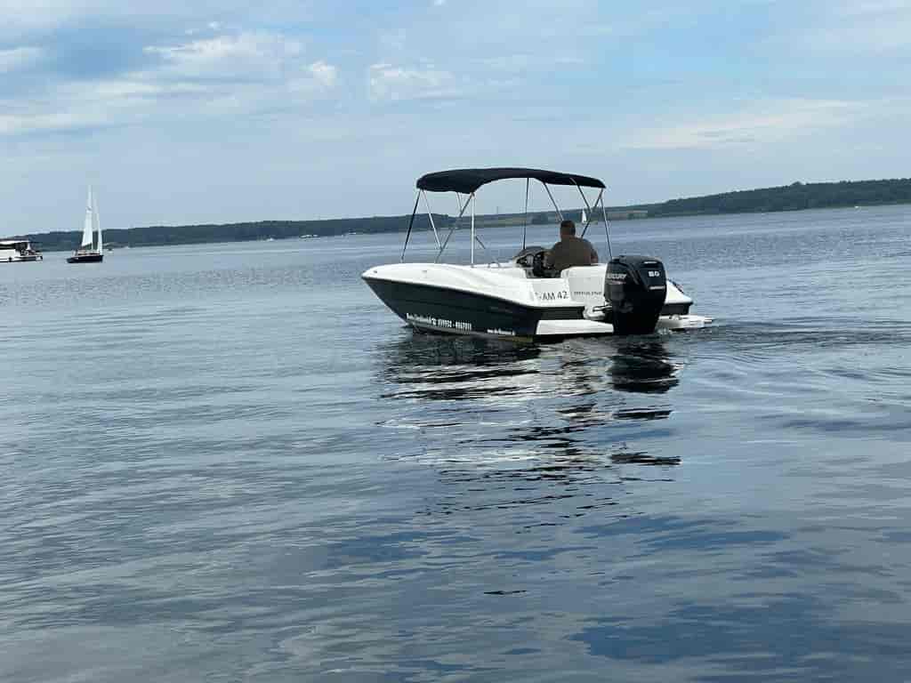 Boat picture 3