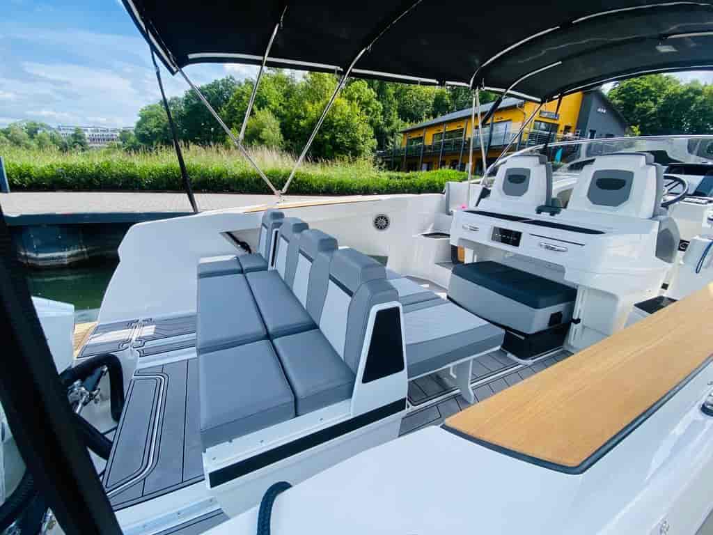 Boat picture 13