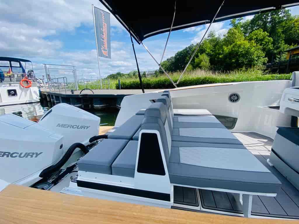 Boat picture 17