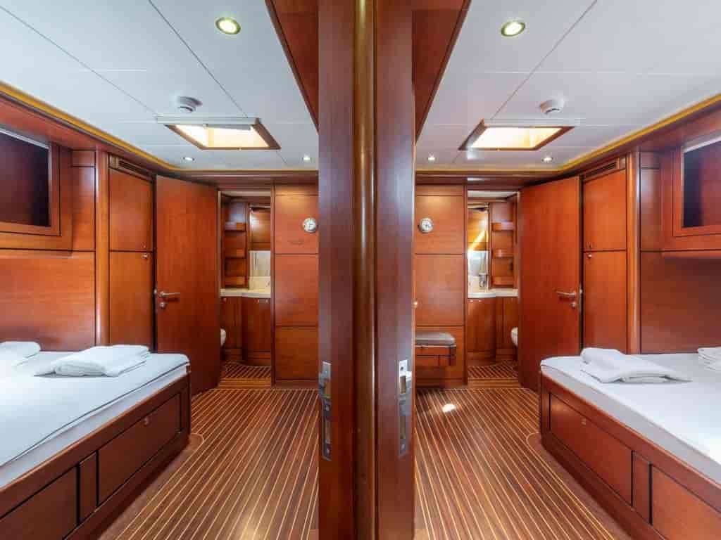 Boat picture 7