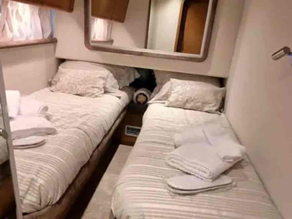 Boat picture 15