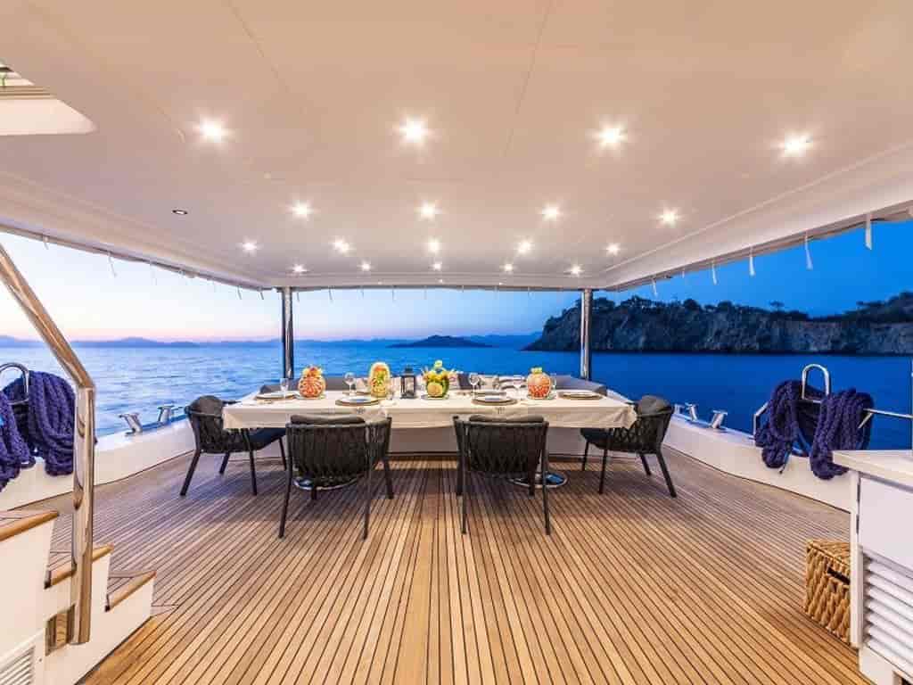 Boat picture 9
