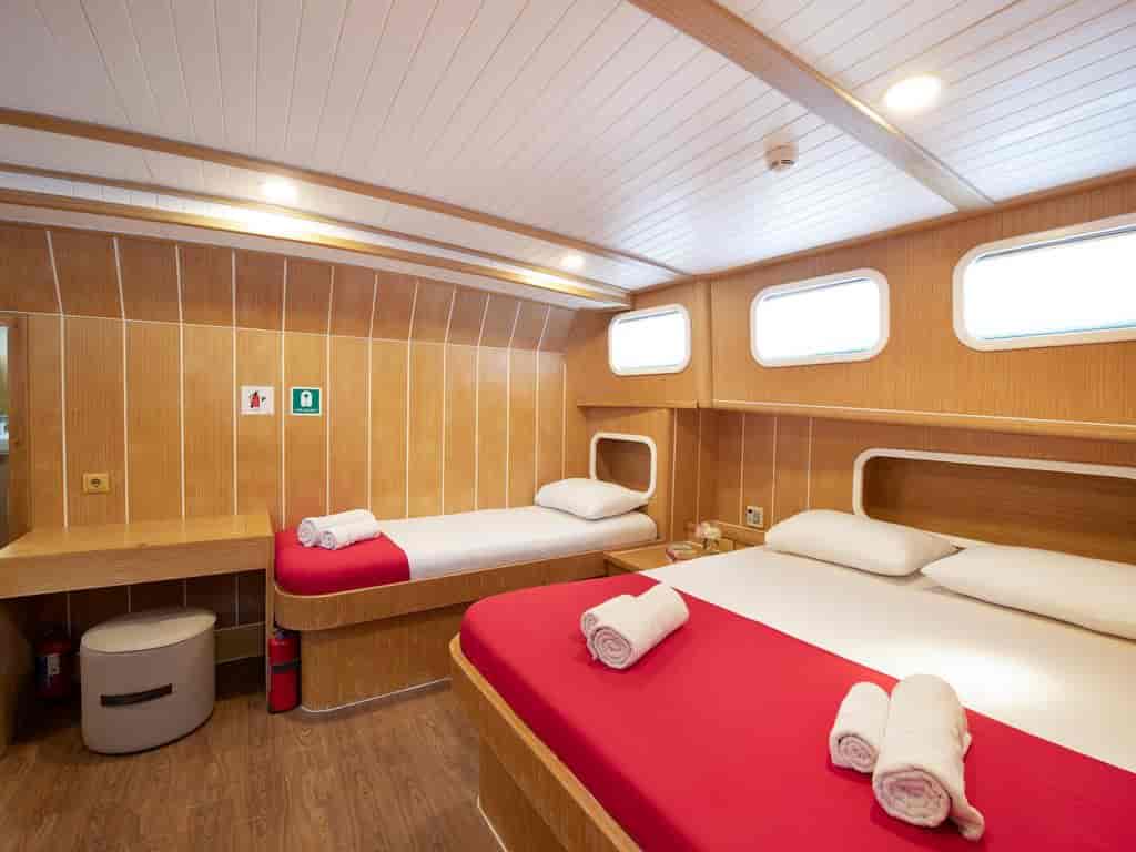 Boat picture 15