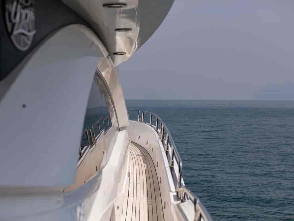 Boat picture 12