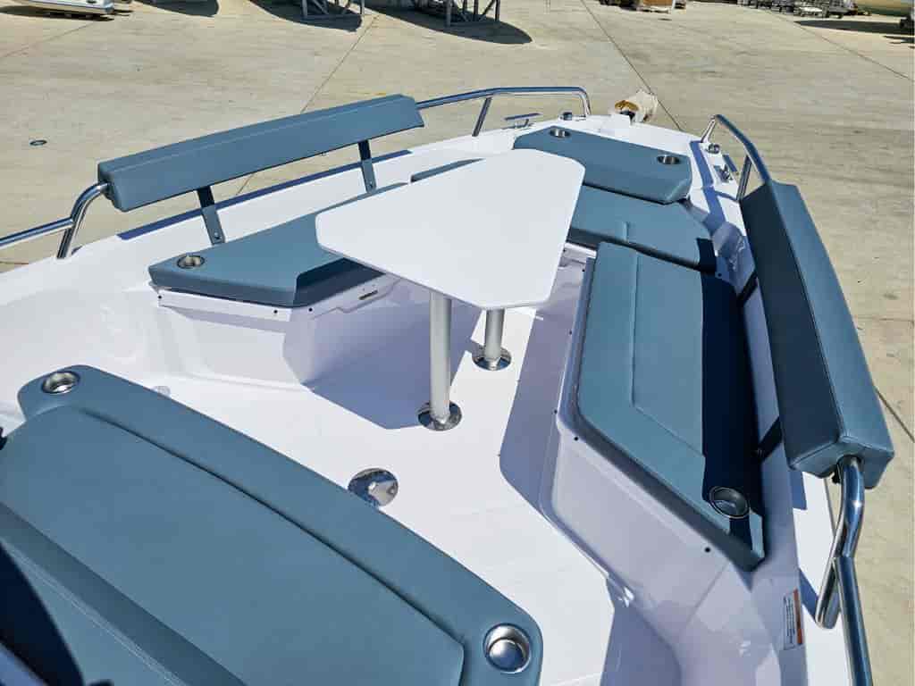 Boat picture 14