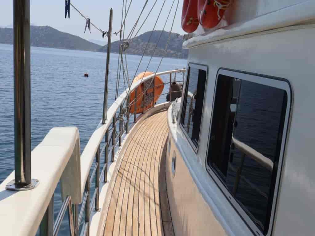 Boat picture 16