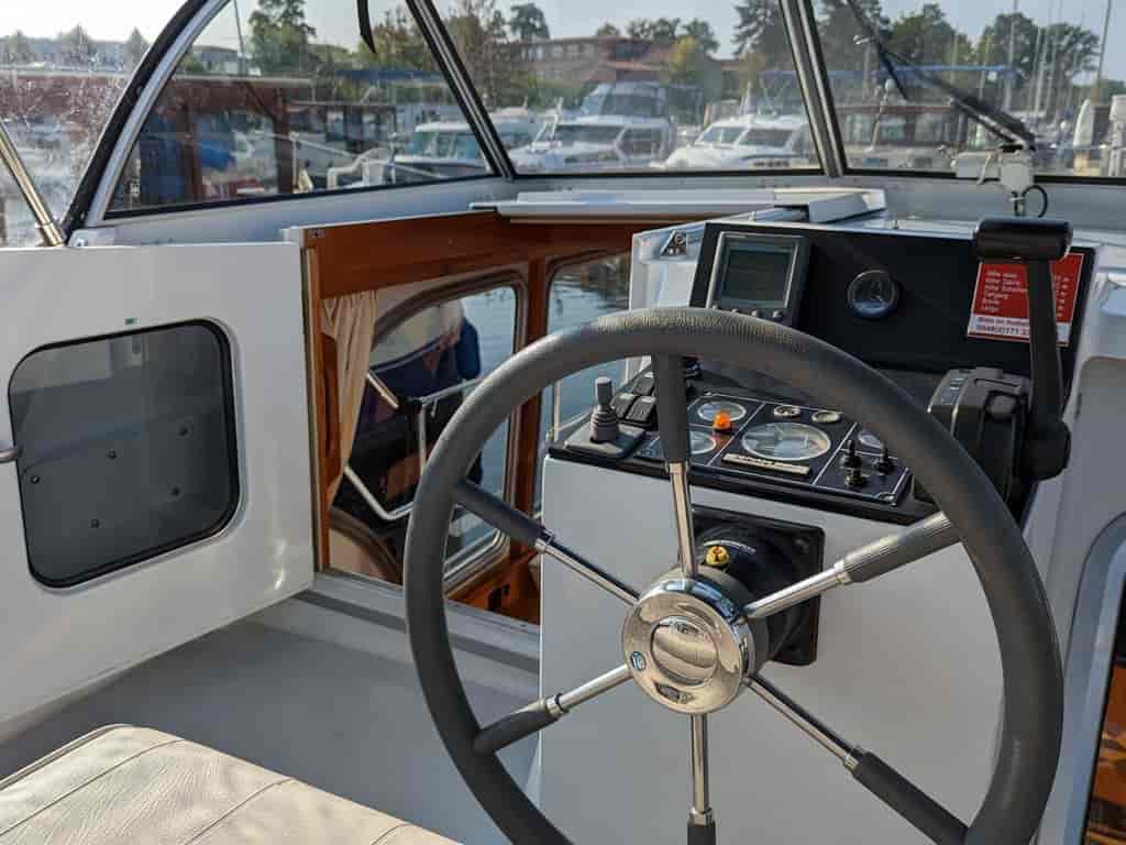 Boat picture 13