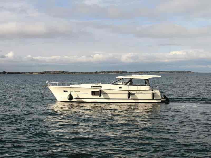 Boat picture 1