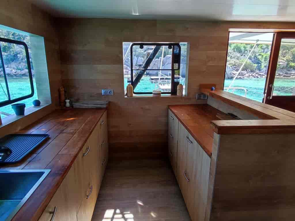 Boat picture 9