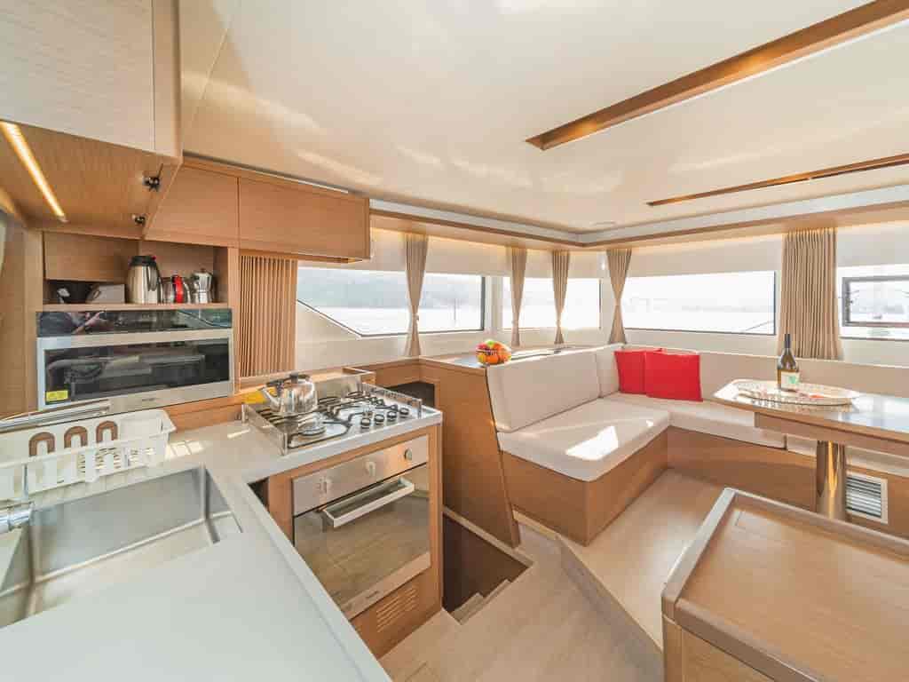 Boat picture 9