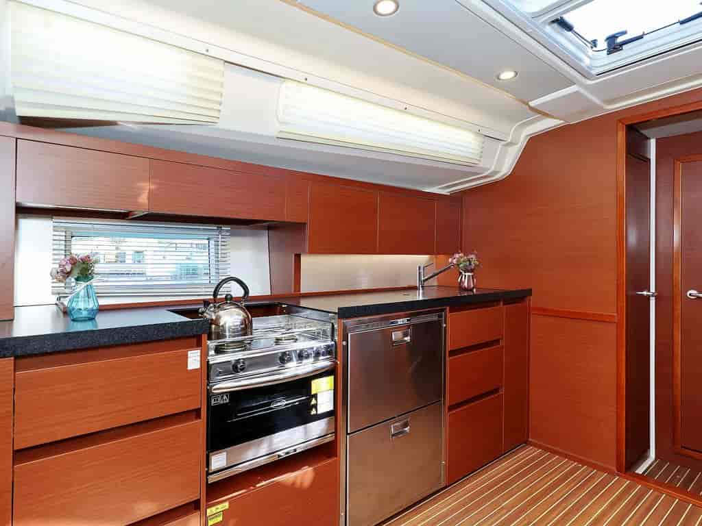 Boat picture 13