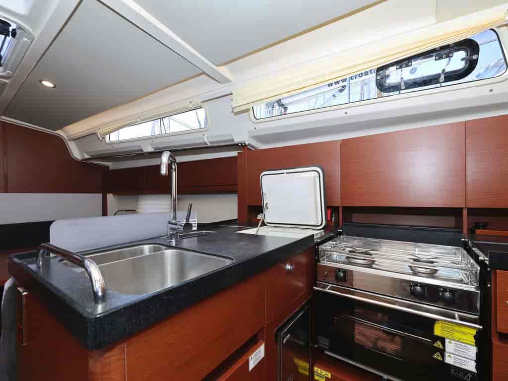 Boat picture 14
