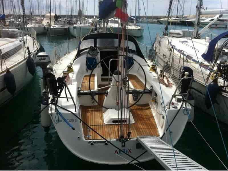 Photo of undefined, image 1 of 11