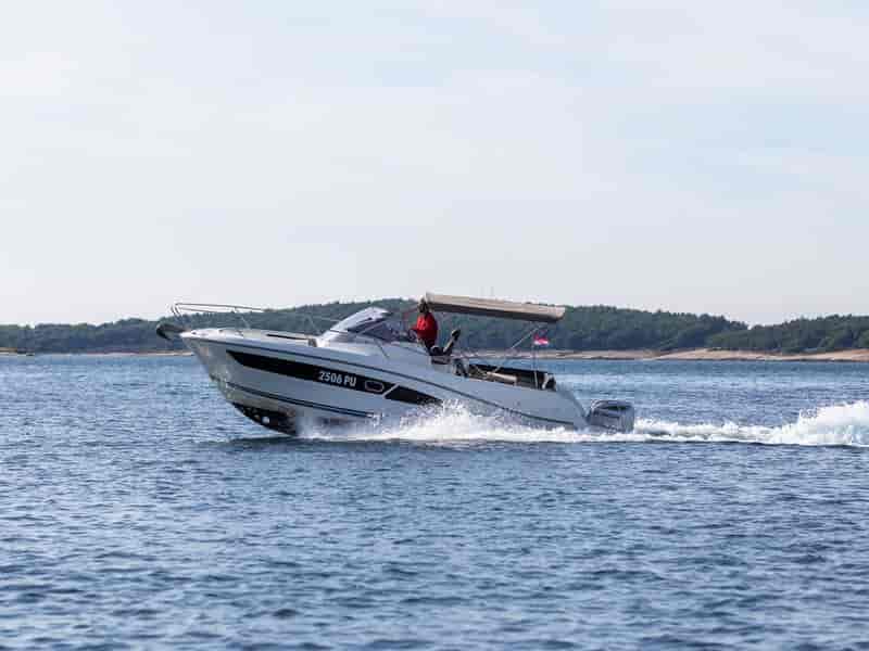 Photo of Cap Camarat 9,0 WA, image 1 of 5