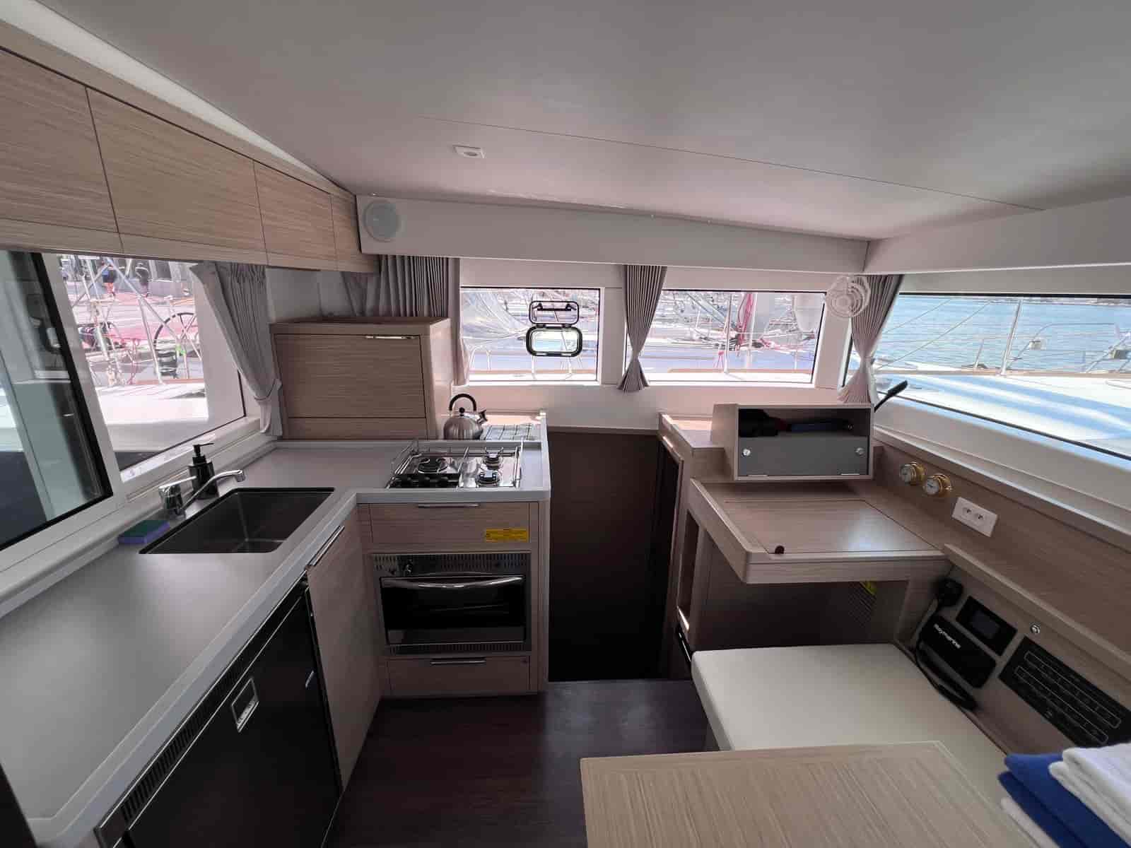 Boat picture 19